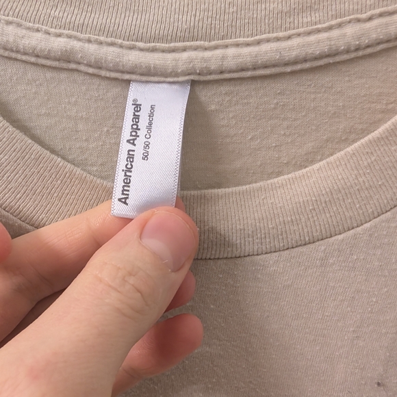 Graphic Tee with Flower Design - Picture 5 of 5